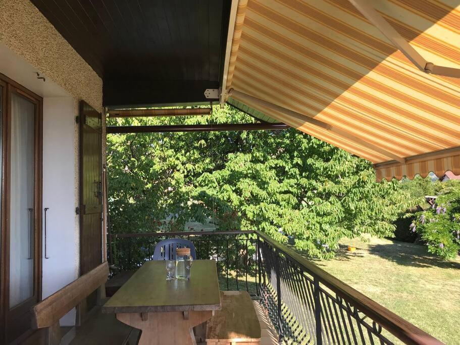 Comme Chez Mamie, Maison Entiere 1-6 Personnes Alby-sur-Cheran Esterno foto