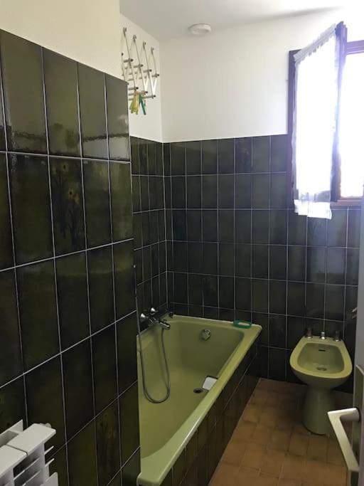 Comme Chez Mamie, Maison Entiere 1-6 Personnes Alby-sur-Cheran Esterno foto