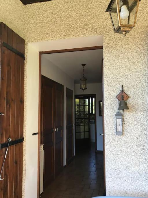 Comme Chez Mamie, Maison Entiere 1-6 Personnes Alby-sur-Cheran Esterno foto