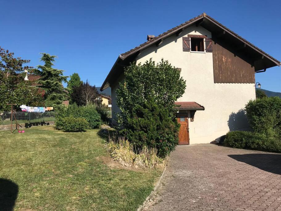Comme Chez Mamie, Maison Entiere 1-6 Personnes Alby-sur-Cheran Esterno foto