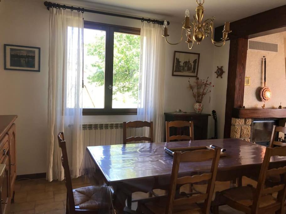 Comme Chez Mamie, Maison Entiere 1-6 Personnes Alby-sur-Cheran Esterno foto