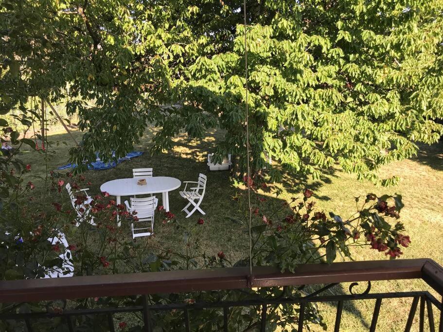 Comme Chez Mamie, Maison Entiere 1-6 Personnes Alby-sur-Cheran Esterno foto